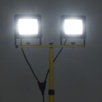 vidaXL LED reflektor so statívom 2x50 W studené biele svetlo – Obrázok 2