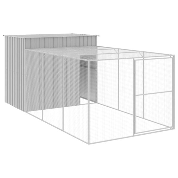 VXL8720845917531_a_en_hd_1.jpg vidaXL Búda pre psa s výbehom bledosivá 214x457x181 cm pozink. oceľ – Obrázok 2