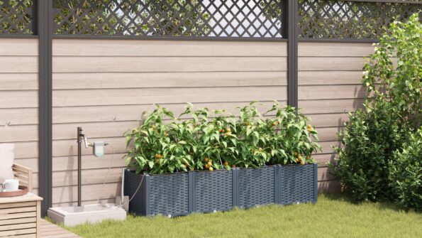 vidaXL Záhradné truhlíky so systémom zavlažovania 4 ks Svetlosivá – Obrázok 4