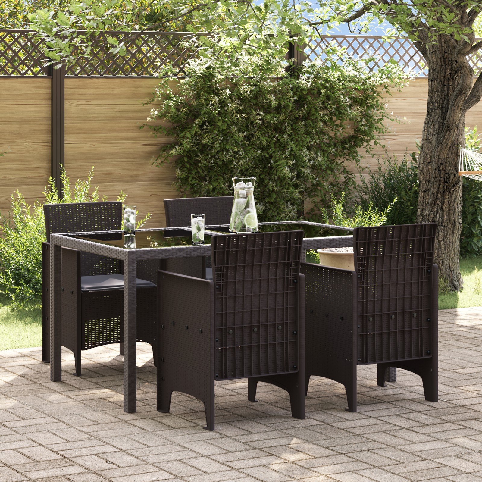 847476_1.jpg vidaXL Záhradná stolička 4 pcs Hnedá 53 x 49 x 85 cm Polypropylén – Obrázok 1