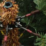 vidaXL Umelý Sklápací Vianočný Stromček with LEDs 210cm PVC – Obrázok 13