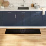 vidaXL Kuchynský koberec Čierna 150 x 45 cm Zamat