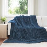 vidaXL Deka Námornícka modrá 240 x 220 cm Flís