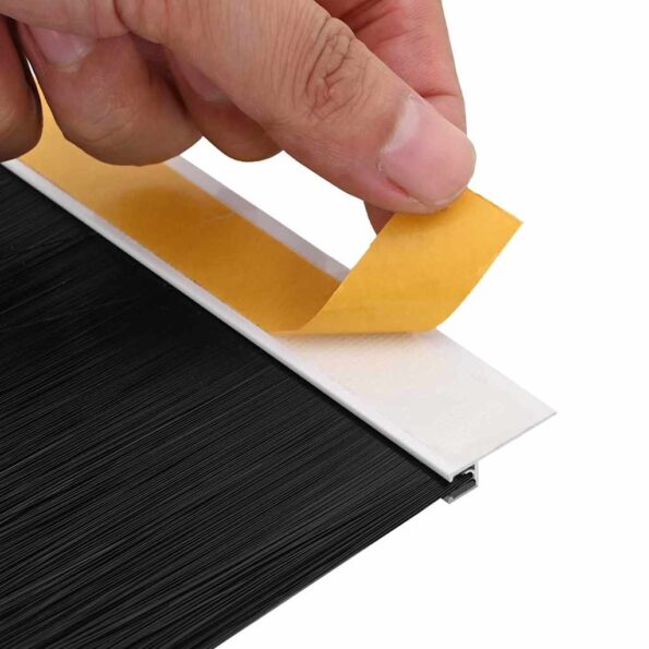 vidaXL Samolepiace tesnenia dverí s kefou 6 pcs Biela 100 cm – Obrázok 7