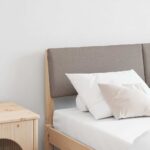 vidaXL Čalúnené čelo postele Sivohnedá 160 cm Masívne borovicové drevo