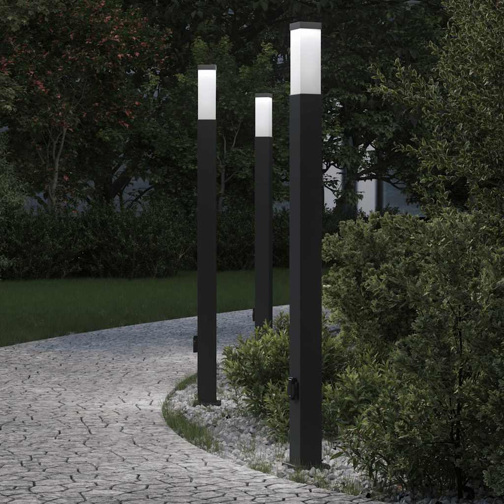 4006088_1.jpg vidaXL Stĺpikové svetlá so zásuvkou 3 ks 110 cm čierne IP44 – Obrázok 1