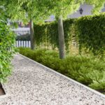 vidaXL Obrubník trávnika 10 pcs 102 x 4 x 4 cm Oceľ Biela