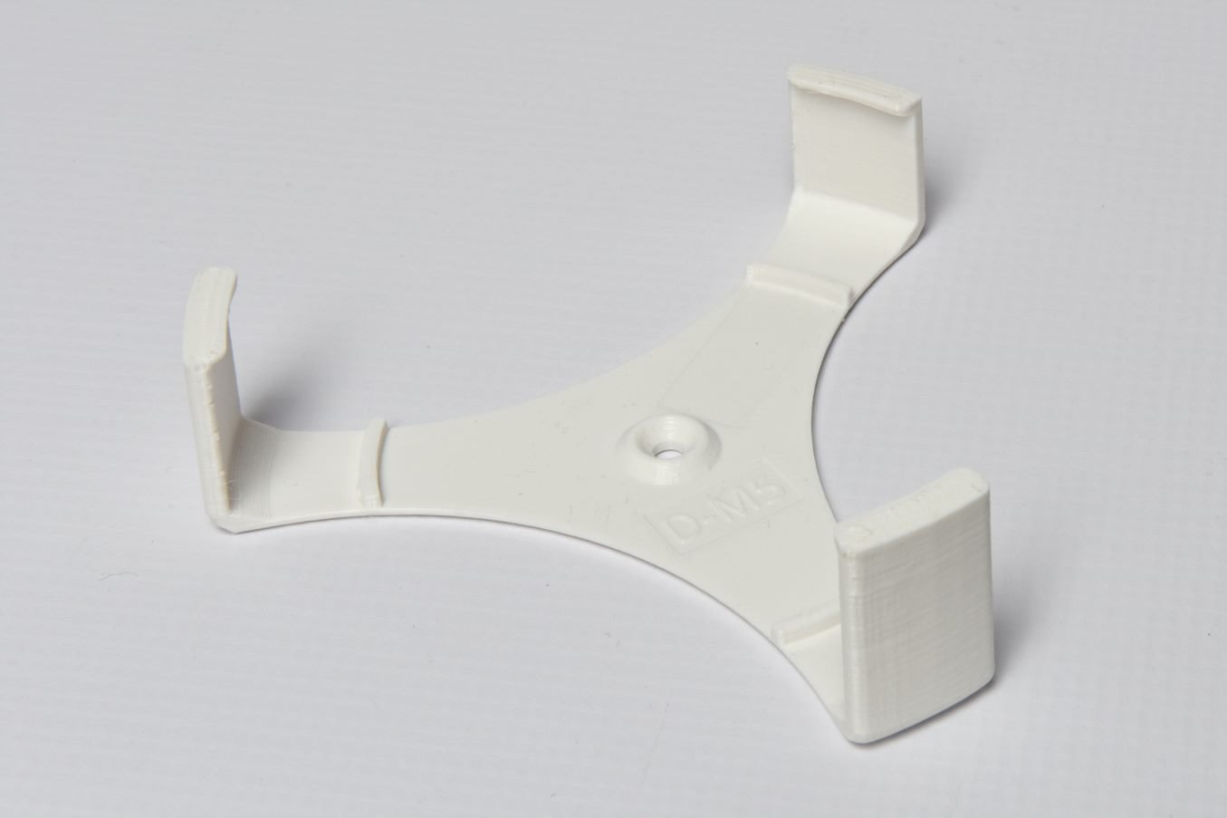 Drziak-na-stropstenu-pre-TP-Link-DECO-M5-biely Držiak na strop/stenu pre TP-Link DECO M5 biely – Obrázok 1