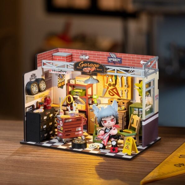 Hračka Robotime miniatúra domčeka Garáž – Obrázok 11
