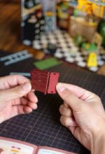 Hračka Robotime miniatúra domčeka Garáž – Obrázok 4