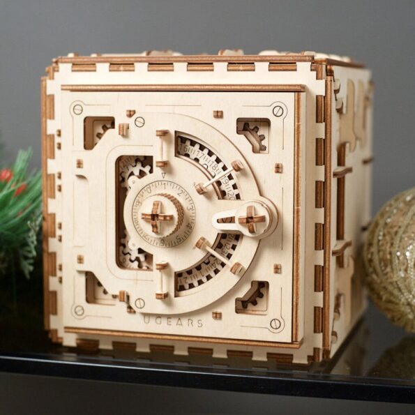 Hračka Ugears 3D drevené mechanické puzzle Trezor – Obrázok 5