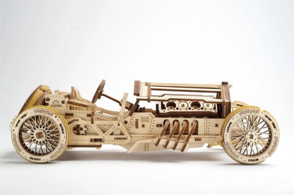 Hračka Ugears 3D drevené mechanické puzzle U9 Auto (Grand Prix) – Obrázok 3