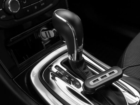 Nabíjačka Avacom CarHUB do auta, 5x USB výstup, černá – Obrázok 9