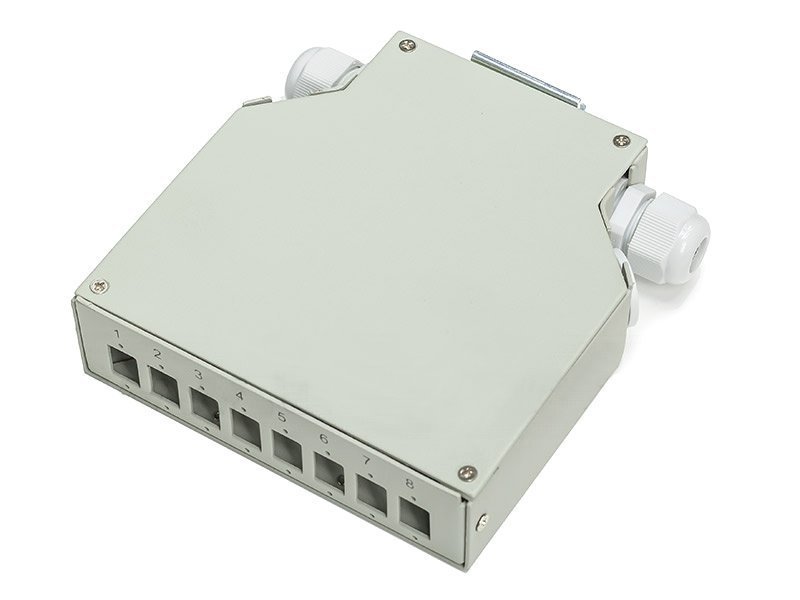 Opticky-box-na-DIN-listu-pre-8-SC-simplex Optický box na DIN lištu pre 8 SC simplex – Obrázok 1