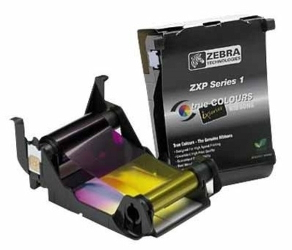 Paska-Zebra-ZXP1-YMCKO-barevna-barvici-paska Páska Zebra ZXP1 YMCKO, barevná barvící páska – Obrázok 1