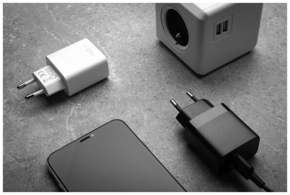 Set FIXED sieťové nabíjačky s 2xUSB výstupom a USB/USB-C káblom, 1 meter, 17W Smart Rapid Charge, čierna – Obrázok 6