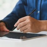Stylus FIXED Graphite dotykové pero pre iPady s chytrým hrotom a magnetmi, čierny – Obrázok 8
