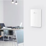 WiFi router TP-Link EAP615-Wall AP, 3x GLAN, 2,4 a 5 GHz, AX1800, Omáda SDN – Obrázok 2