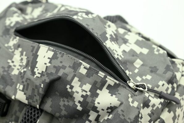 Batoh Cattara ARMY PIXEL cez rameno 4 l – Obrázok 4