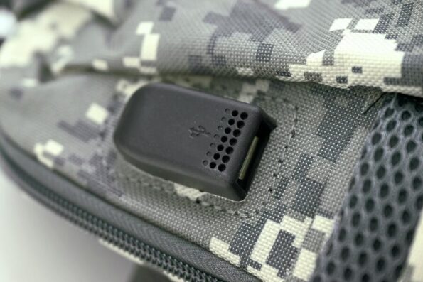 Batoh Cattara ARMY PIXEL cez rameno 4 l – Obrázok 5