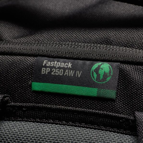 Batoh Lowepro Fastpack BP 250 AW IV Čierny – Obrázok 7