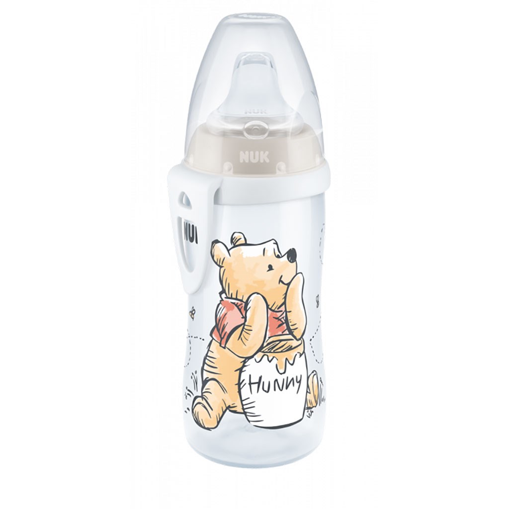 Detska-flasa-NUK-Active-Cup-Disney-Medvedik-Pu-300-ml-bezova Detská fľaša NUK Active Cup Disney Medvedík Pu 300 ml béžová – Obrázok 1