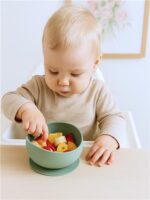 Detská silikónová miska s prísavkou New Baby zelená – Obrázok 3