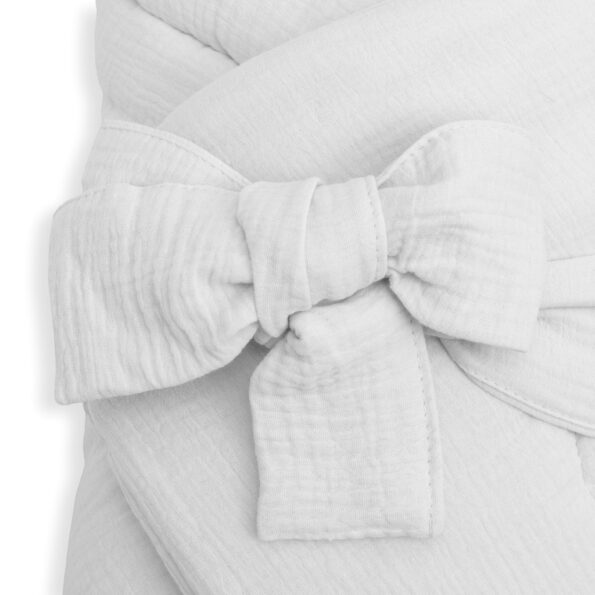 Mušelínová šnurovacia zavinovačka New Baby white – Obrázok 2
