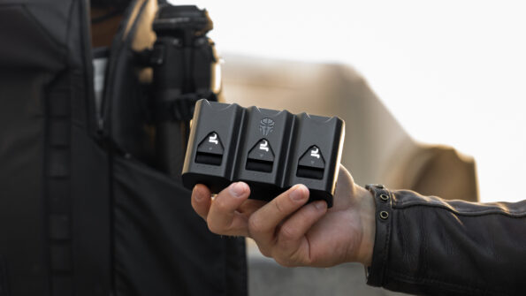 Nabíjačka Jupio x Pr1me Gear Tri-Charge pre BLK22 – Obrázok 4